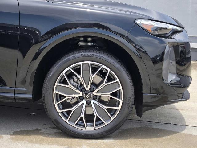 2025 Audi Q5 Vehicle Photo in SUGAR LAND, TX 77478