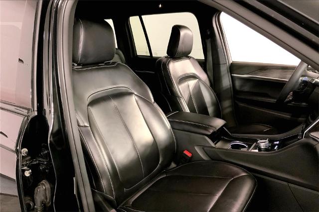 2024 Jeep Grand Cherokee Vehicle Photo in Kansas City, MO 64114