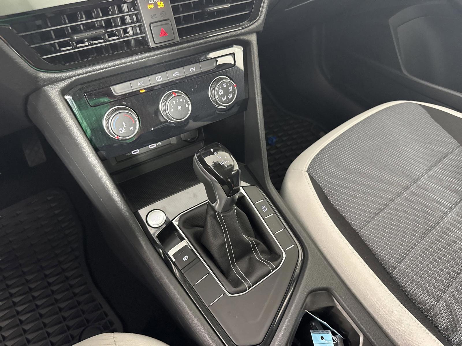 2025 Volkswagen Taos Vehicle Photo in Georgetown, TX 78626