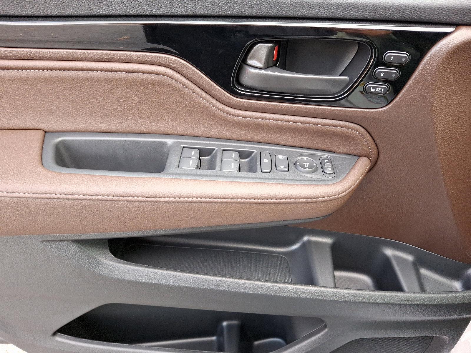 2025 Honda Odyssey Vehicle Photo in Harrisburg, PA 17111
