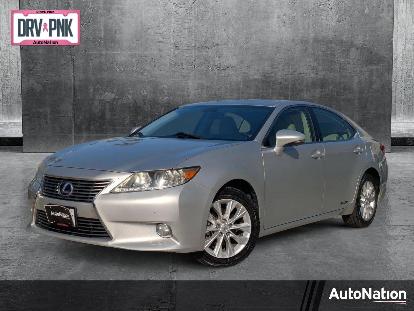 2013 Lexus ES 300h Vehicle Photo in Tustin, CA 92782