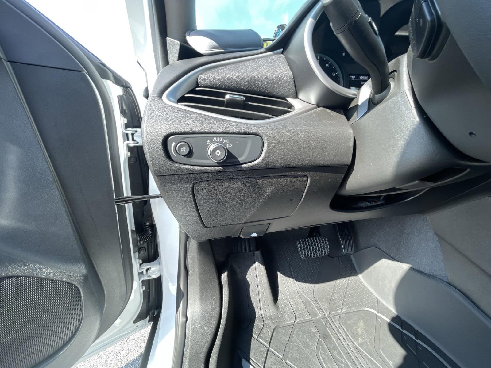 2025 Chevrolet Malibu Vehicle Photo in BENTONVILLE, AR 72712-4322
