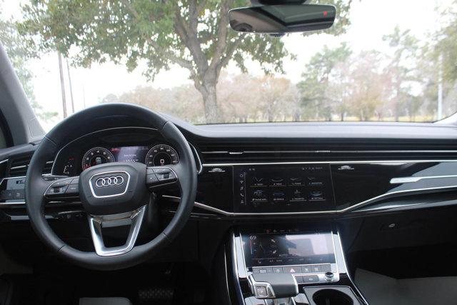 2024 Audi Q7 Vehicle Photo in HOUSTON, TX 77090