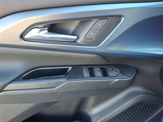 2025 Chevrolet Equinox EV Vehicle Photo in BERLIN, MD 21811-1121