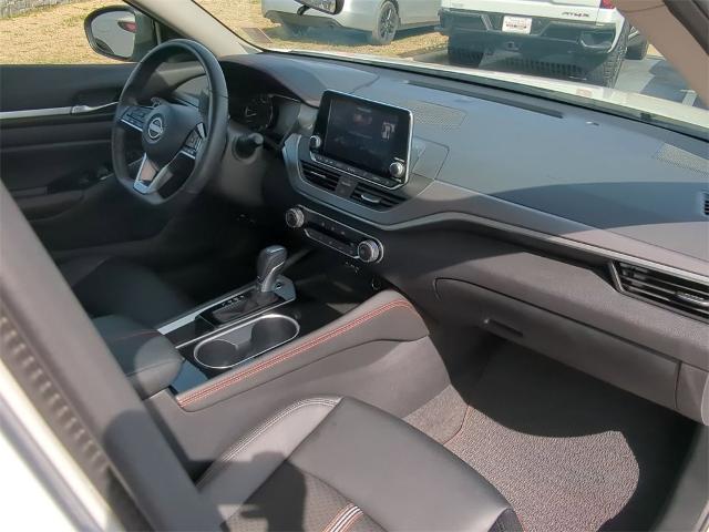2024 Nissan Altima Vehicle Photo in ALBERTVILLE, AL 35950-0246