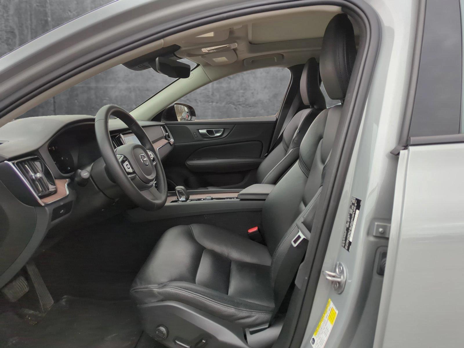 2024 Volvo S60 Vehicle Photo in Memphis, TN 38128