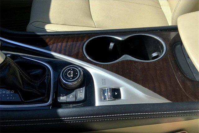 2014 INFINITI Q50 Vehicle Photo in KANSAS CITY, MO 64114-4545