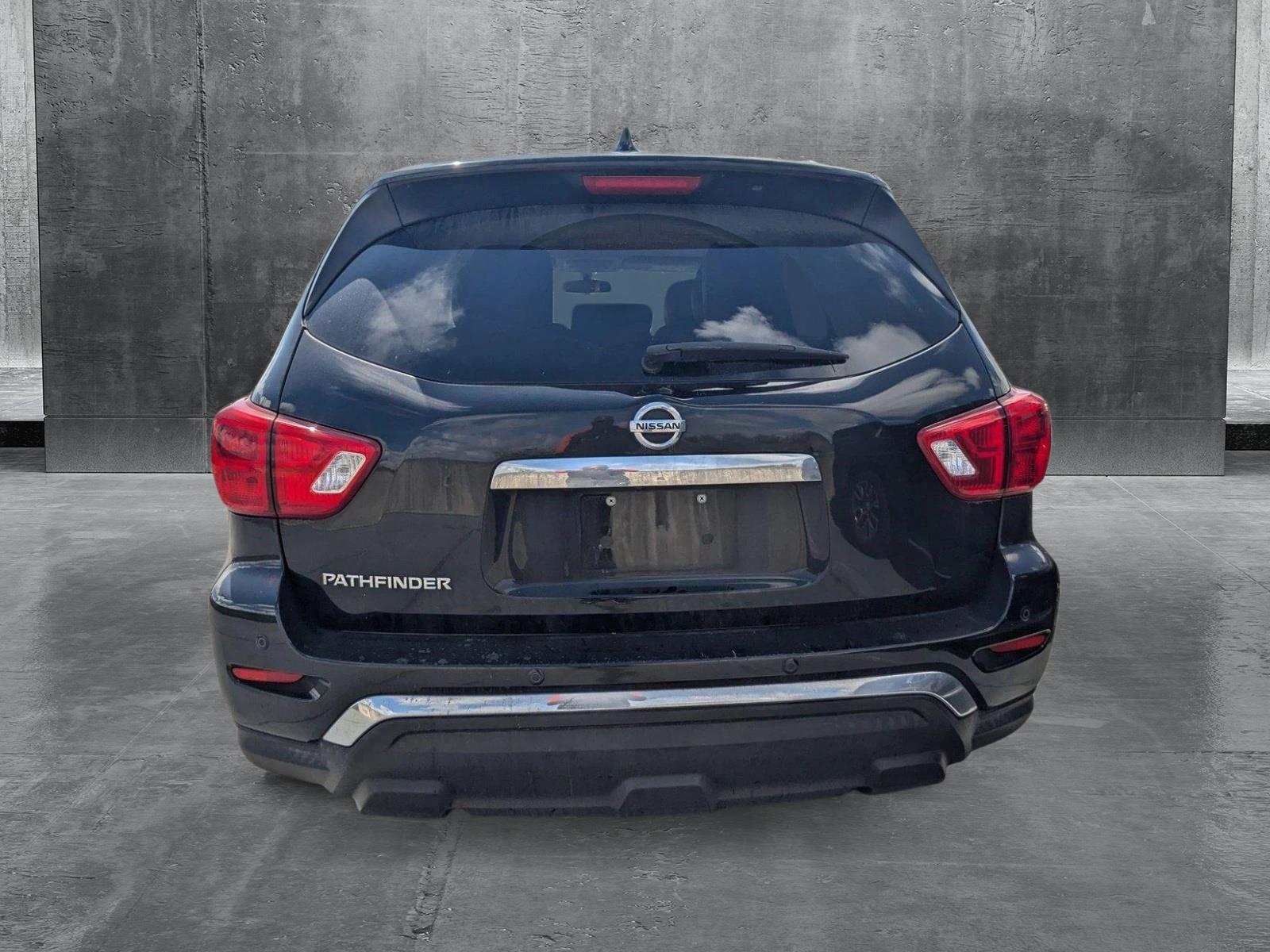 2019 Nissan Pathfinder Vehicle Photo in Miami, FL 33135