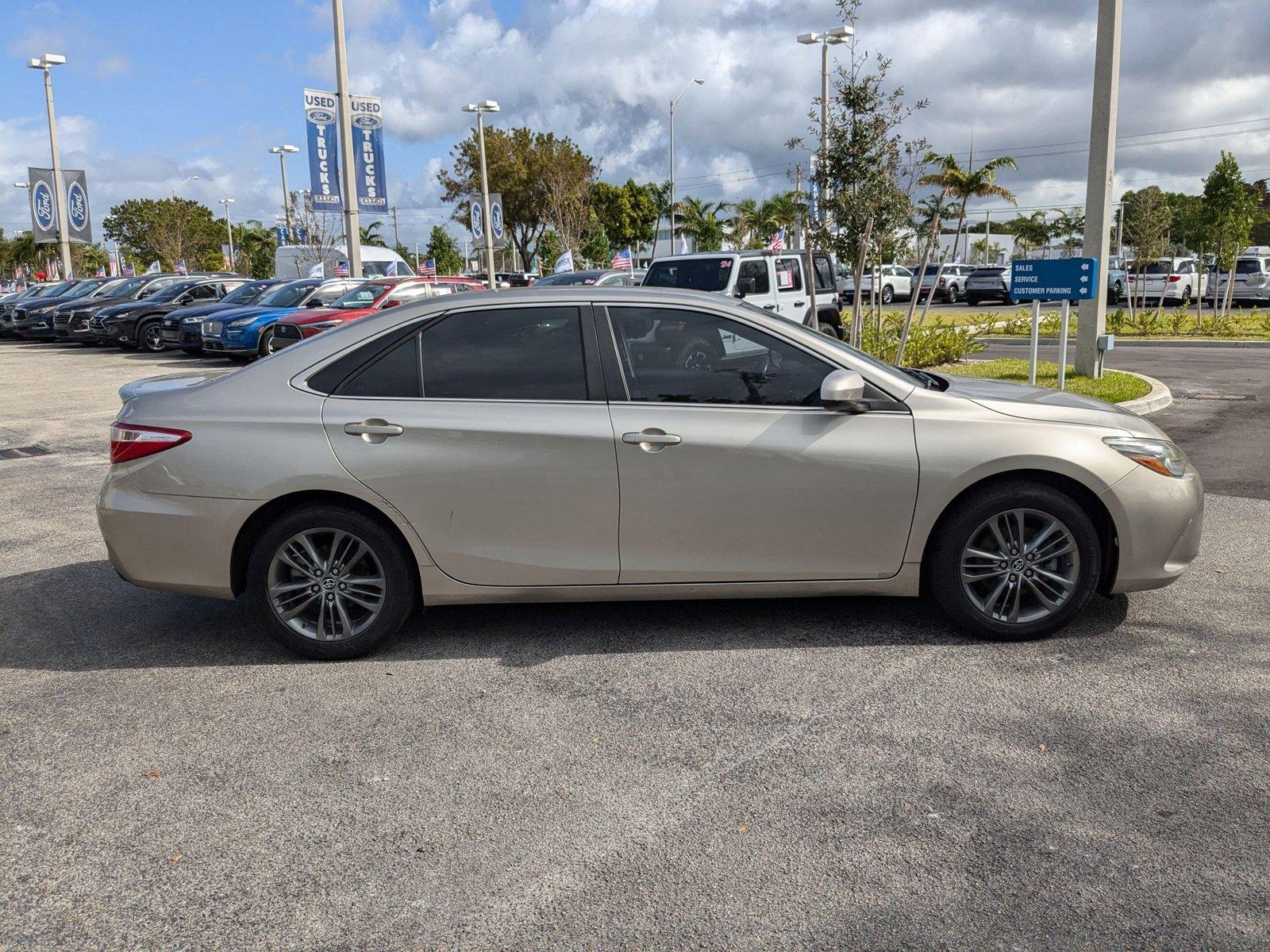 2016 Toyota Camry Vehicle Photo in Davie, FL 33331