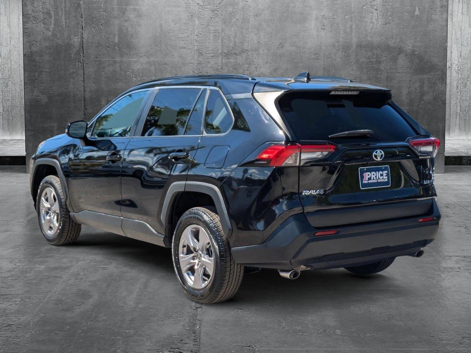 2022 Toyota RAV4 Vehicle Photo in Tampa, FL 33614