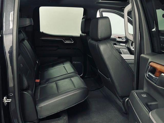 2023 GMC Sierra 1500 Vehicle Photo in MEDINA, OH 44256-9631