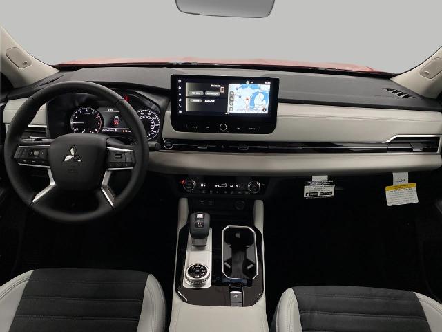 2025 Mitsubishi Outlander Vehicle Photo in Appleton, WI 54913