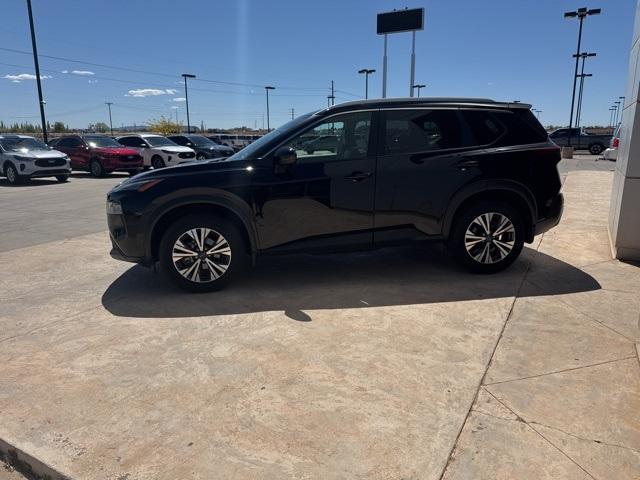 2022 Nissan Rogue Vehicle Photo in Winslow, AZ 86047-2439