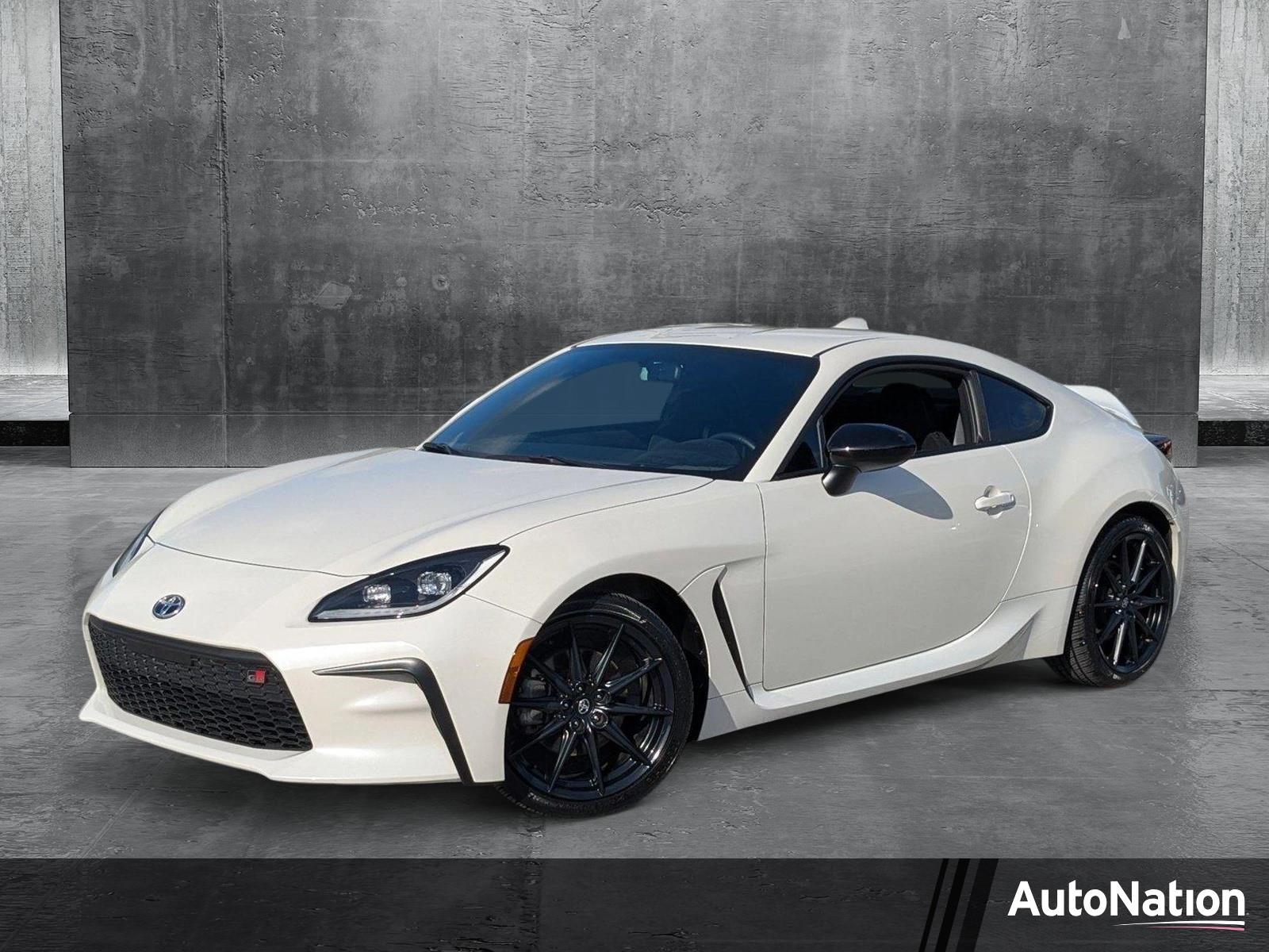 2023 Toyota GR86 Vehicle Photo in Pembroke Pines , FL 33084
