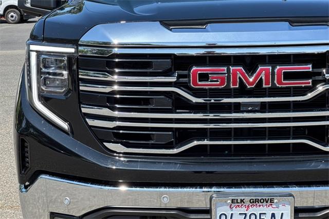 2024 GMC Sierra 1500 Vehicle Photo in ELK GROVE, CA 95757-8703