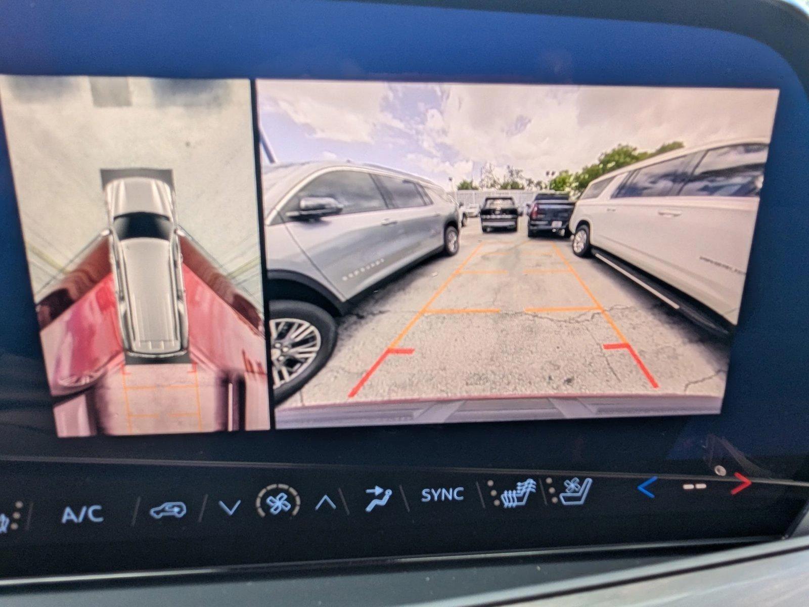 2025 Chevrolet Suburban Vehicle Photo in MIAMI, FL 33134-2699
