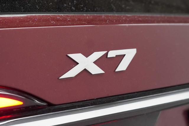 2024 BMW X7 xDrive40i Vehicle Photo in GRAPEVINE, TX 76051