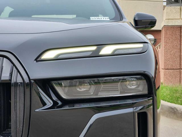 2023 BMW 760i xDrive Vehicle Photo in PLANO, TX 75024
