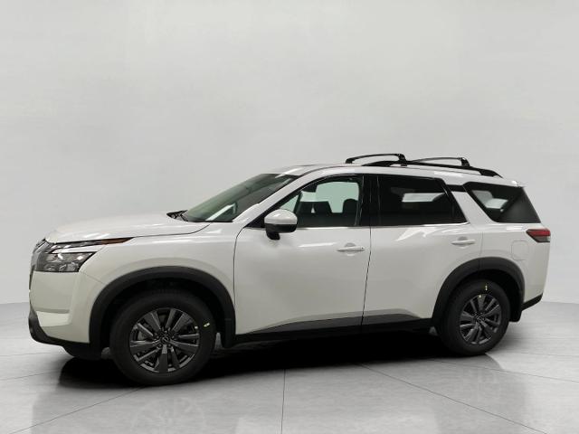 2025 Nissan Pathfinder Vehicle Photo in Appleton, WI 54913