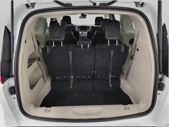 2023 Chrysler Pacifica Vehicle Photo in Oshkosh, WI 54901