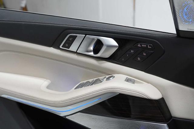 2024 BMW X7 xDrive40i Vehicle Photo in GRAPEVINE, TX 76051