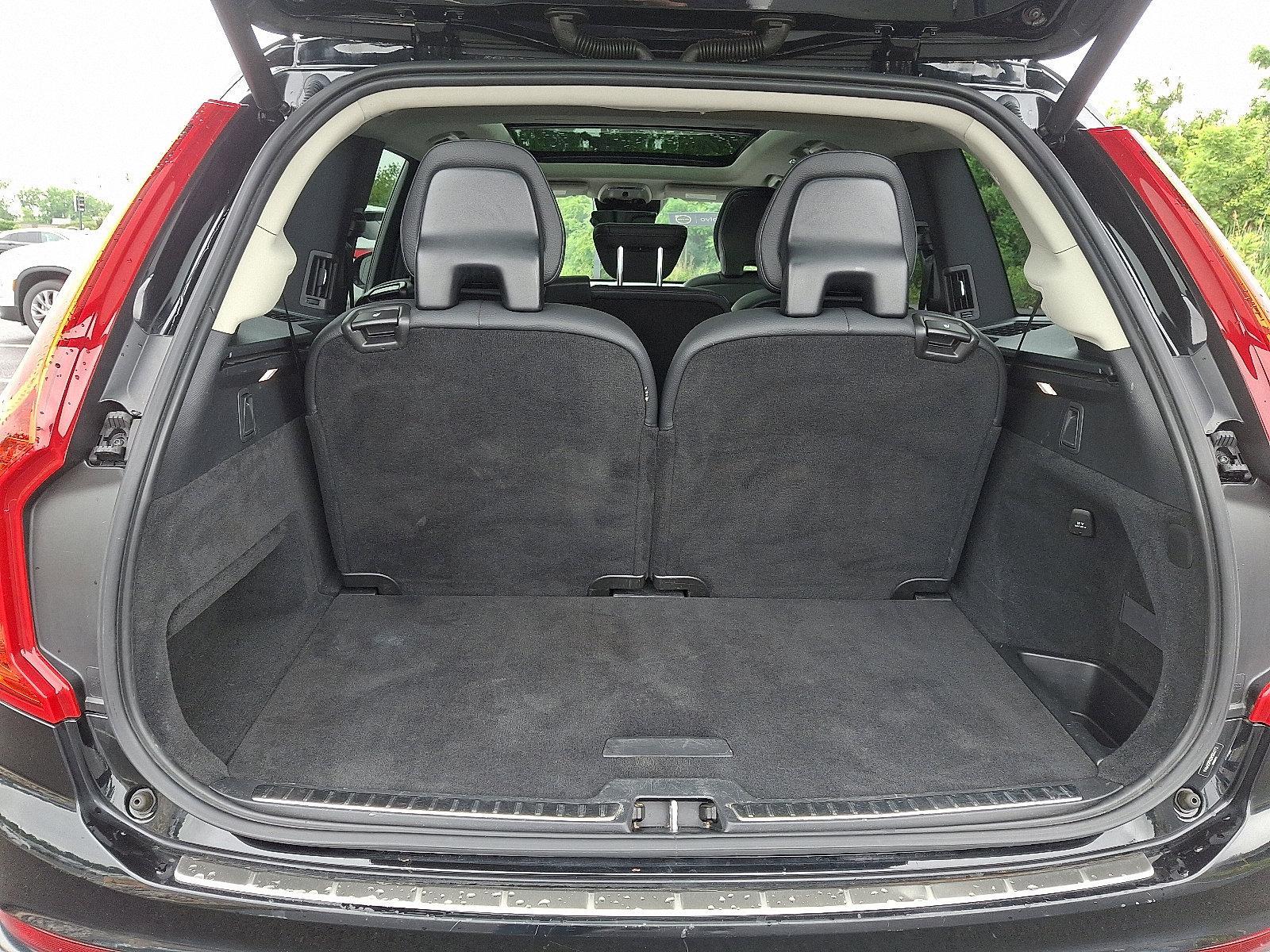 2022 Volvo XC90 Vehicle Photo in Trevose, PA 19053
