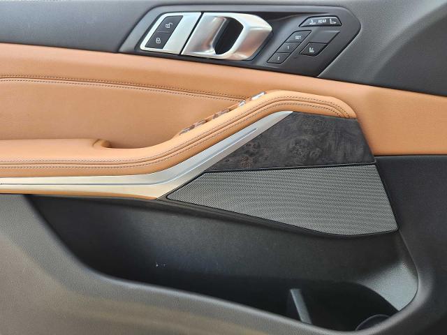 2023 BMW X7 xDrive40i Vehicle Photo in PLANO, TX 75024