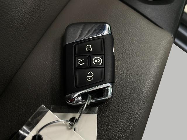 2022 Volkswagen Atlas Vehicle Photo in Appleton, WI 54913