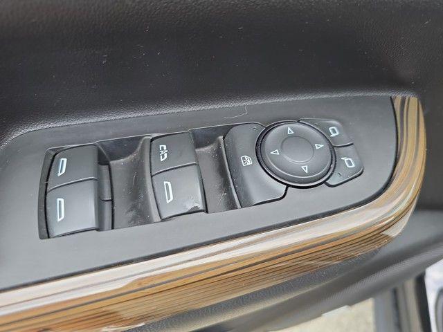 2023 GMC Acadia Vehicle Photo in Pleasant Hills, PA 15236
