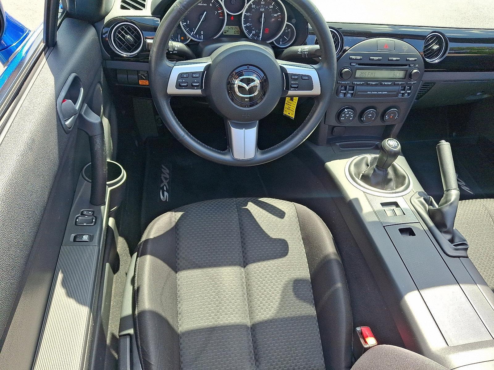 2006 Mazda MX-5 Miata Vehicle Photo in Harrisburg, PA 17111