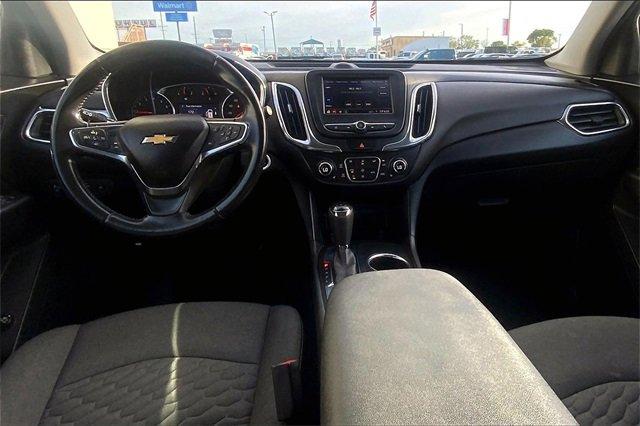 2021 Chevrolet Equinox Vehicle Photo in TOPEKA, KS 66609-0000