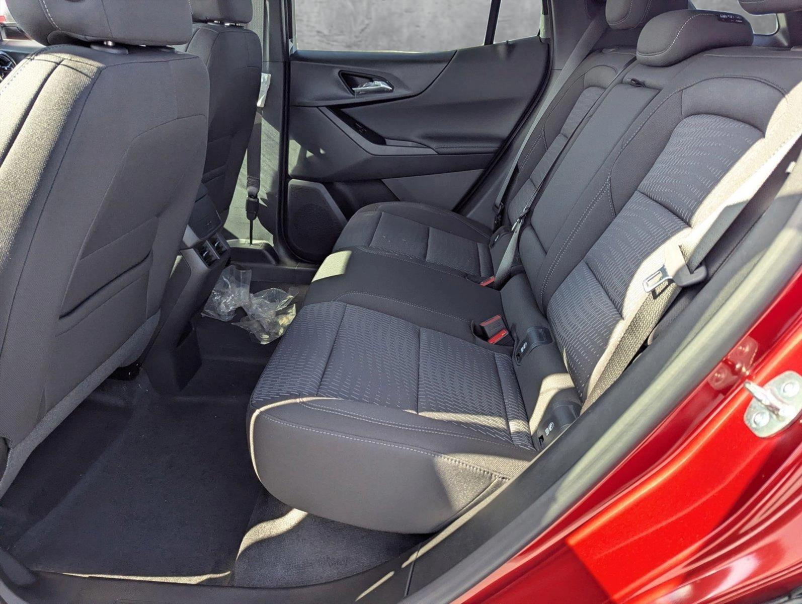 2025 Chevrolet Equinox Vehicle Photo in PEMBROKE PINES, FL 33024-6534