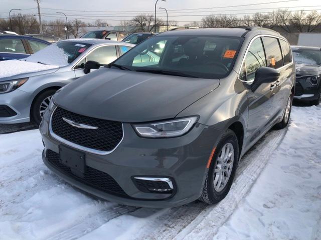 2022 Chrysler Pacifica Vehicle Photo in Akron, OH 44312