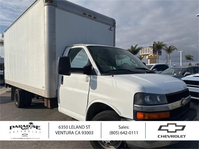 2016 Chevrolet Express Commercial Cutaway Vehicle Photo in VENTURA, CA 93003-8585