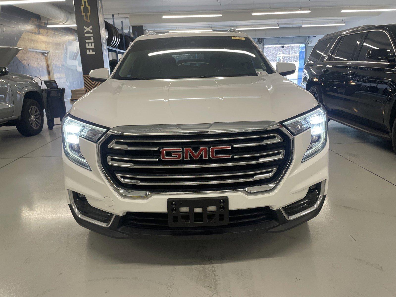 2022 GMC Terrain Vehicle Photo in LOS ANGELES, CA 90007-3794