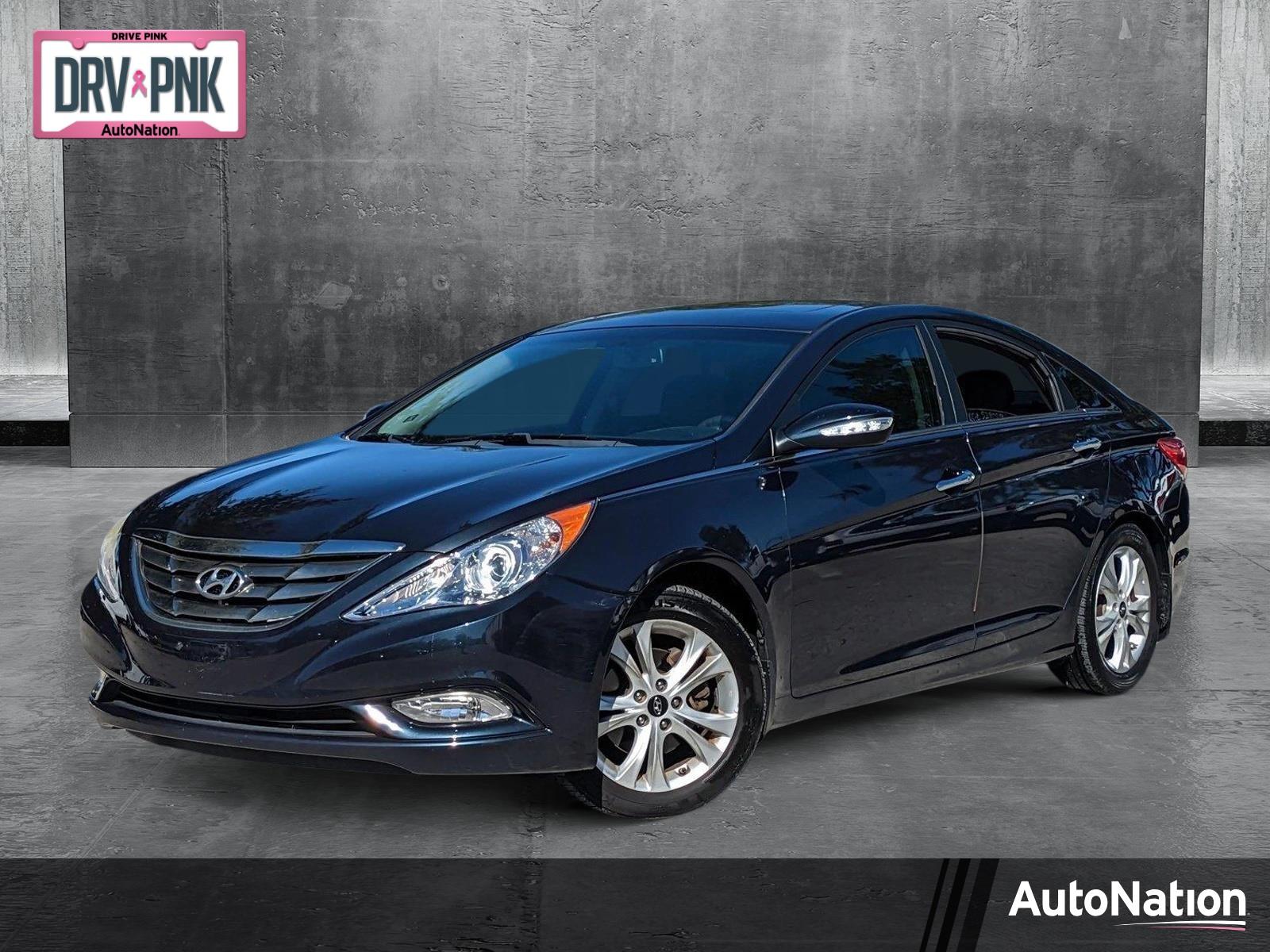 2013 Hyundai SONATA Vehicle Photo in Jacksonville, FL 32256