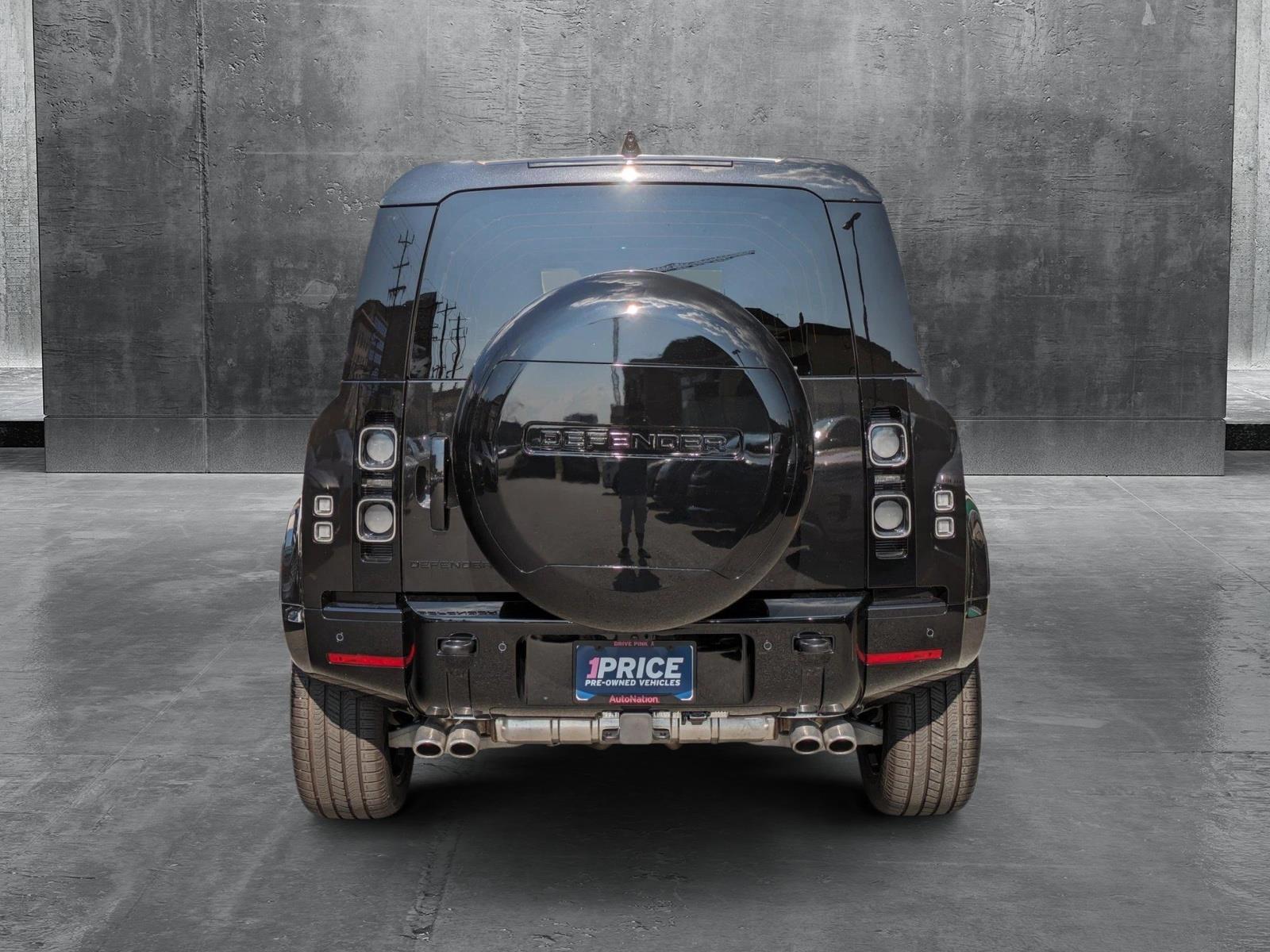 2024 Land Rover Defender Vehicle Photo in Bethesda, MD 20852