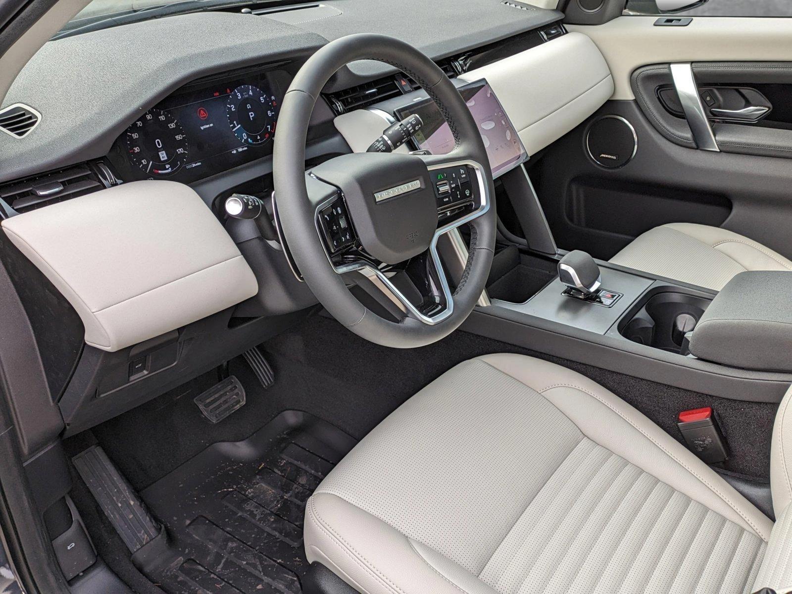 2024 Land Rover Discovery Sport Vehicle Photo in Bethesda, MD 20852