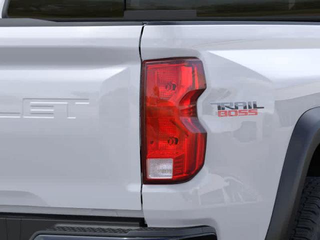 2025 Chevrolet Colorado Vehicle Photo in MOON TOWNSHIP, PA 15108-2571