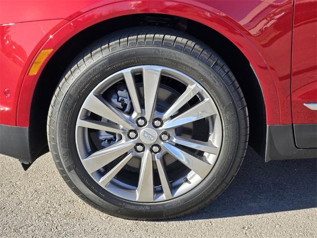 2025 Cadillac XT5 Vehicle Photo in Oklahoma City, OK 73114
