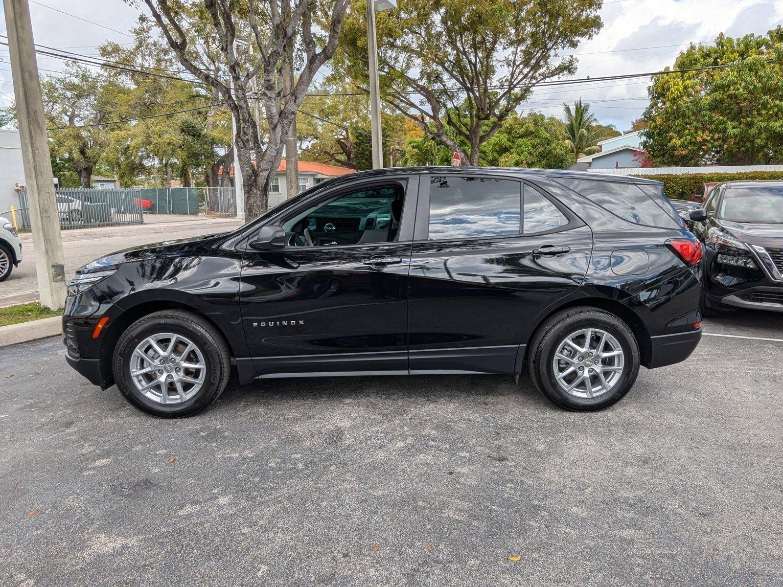 2024 Chevrolet Equinox Vehicle Photo in Miami, FL 33135