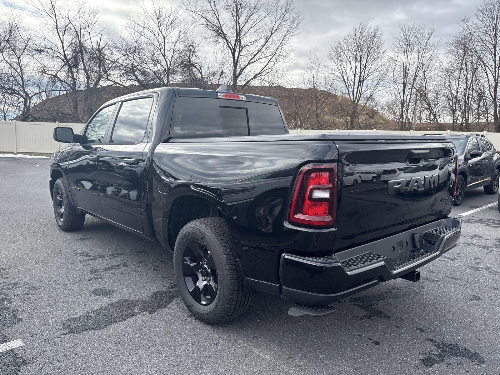 2025 Ram 1500 Vehicle Photo in Mechanicsburg, PA 17050-1707