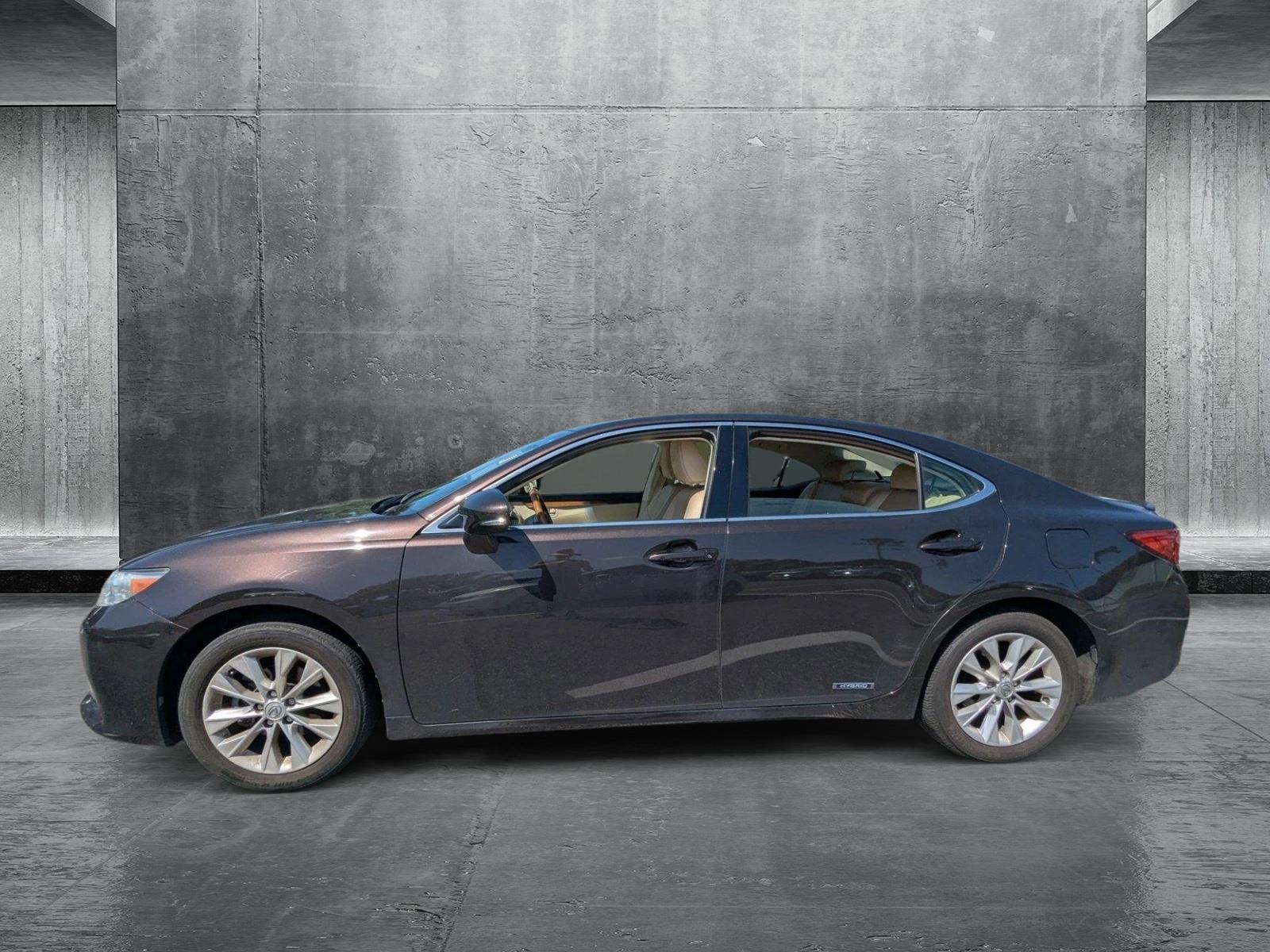 2013 Lexus ES 300h Vehicle Photo in Clearwater, FL 33761