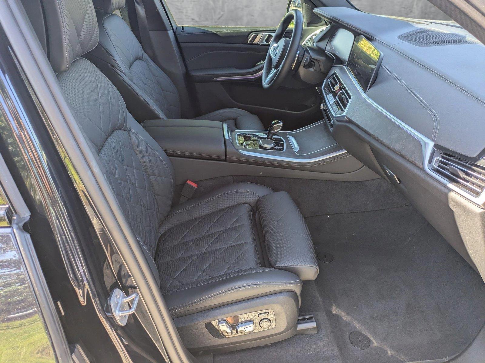 2023 BMW X5 xDrive45e Vehicle Photo in Sarasota, FL 34231