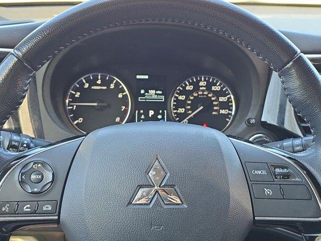 2020 Mitsubishi Outlander Vehicle Photo in Pleasant Hills, PA 15236