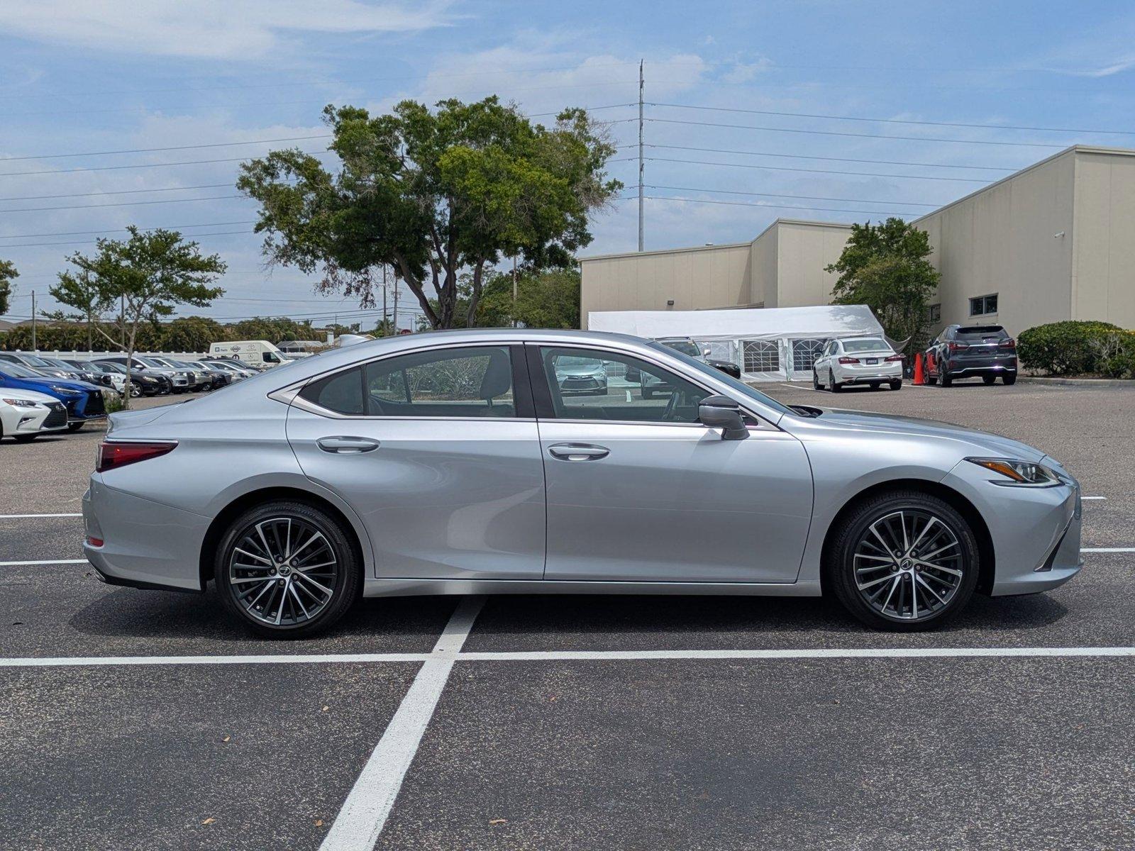 2024 Lexus ES 350 Vehicle Photo in Clearwater, FL 33761