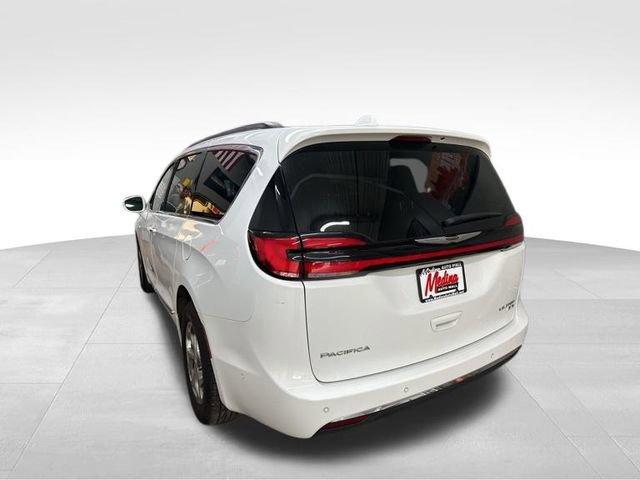 2022 Chrysler Pacifica Vehicle Photo in MEDINA, OH 44256-9631