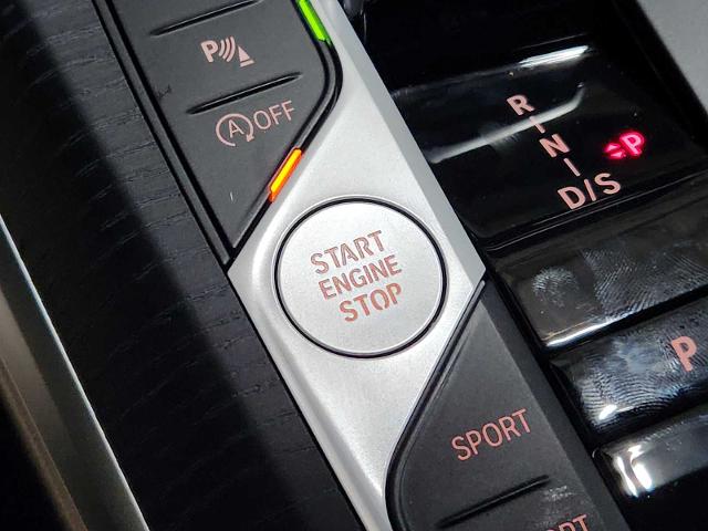2025 BMW 330i xDrive Vehicle Photo in GRAPEVINE, TX 76051