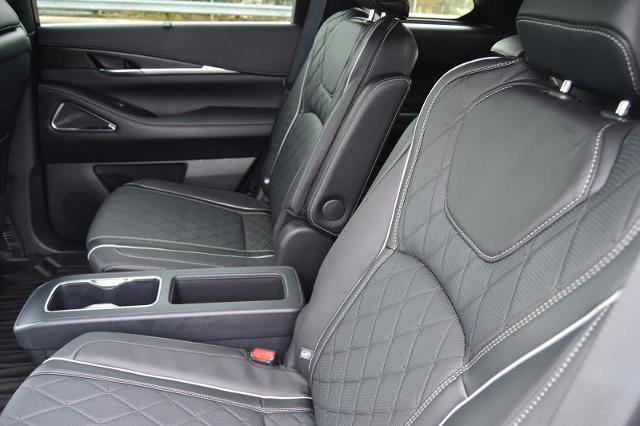 2025 INFINITI QX60 Vehicle Photo in Houston, TX 77090