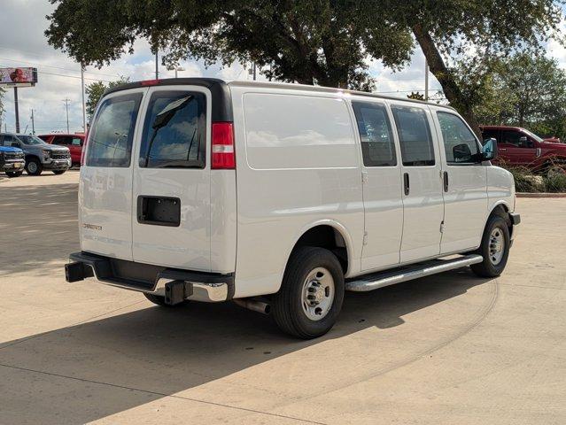2023 Chevrolet Express Cargo 2500 Vehicle Photo in SELMA, TX 78154-1460
